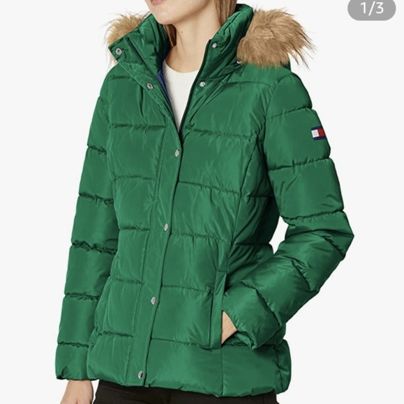 Tommy Hilfiger puffer Jacket - Picture 1 of 7